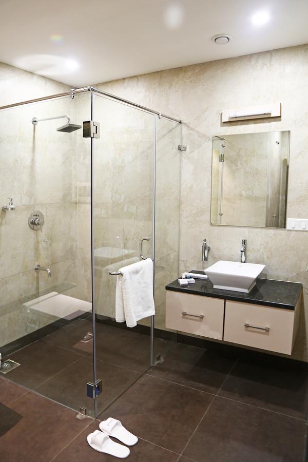 Hotel Preeti Executive Satara Esterno foto